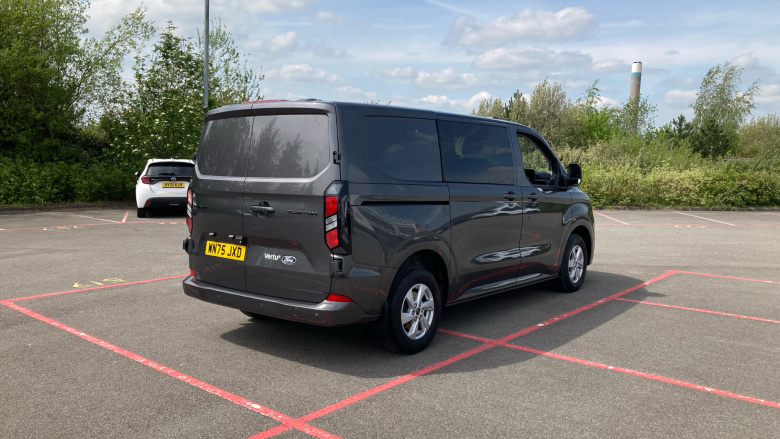 Ford Transit Custom 320 L1 Diesel Fwd 2.0 EcoBlue 136ps H1 Double Cab Van Limited Auto